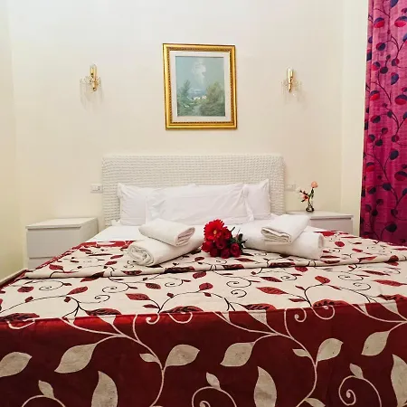 Konukevi Affitacamere Radi Roma