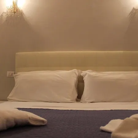 아피타카메레 라디 2* 로마